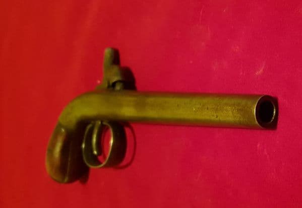 An interesting American antique .31 percussion single shot Bootleg pistol circa 1840-1850. Ref 2544